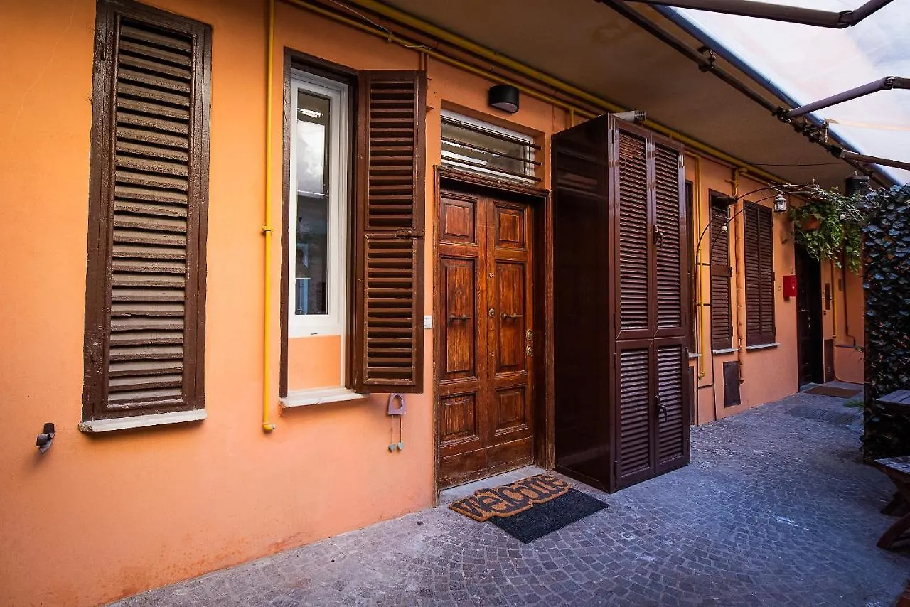 Cosy Studio In The Greenest Corner Of Trastevere Rome 0*,  Italie