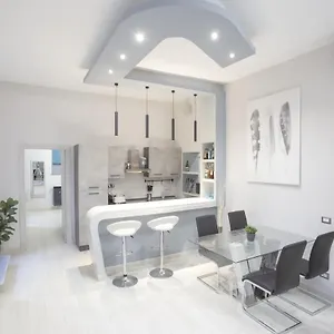 Lounge House Cunfida - San Pietro Roma
